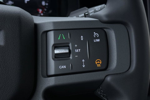 Land Rover Defender 2.0 P300e 110 X-Dynamic HSE | 6-Persoons | Meridian Surround | ClearSight | Panoramadak | Trekhaak | Stoelventilatie