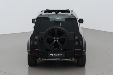 Land Rover Defender 2.0 P300e 110 X-Dynamic HSE | 6-Persoons | Meridian Surround | ClearSight | Panoramadak | Trekhaak | Stoelventilatie