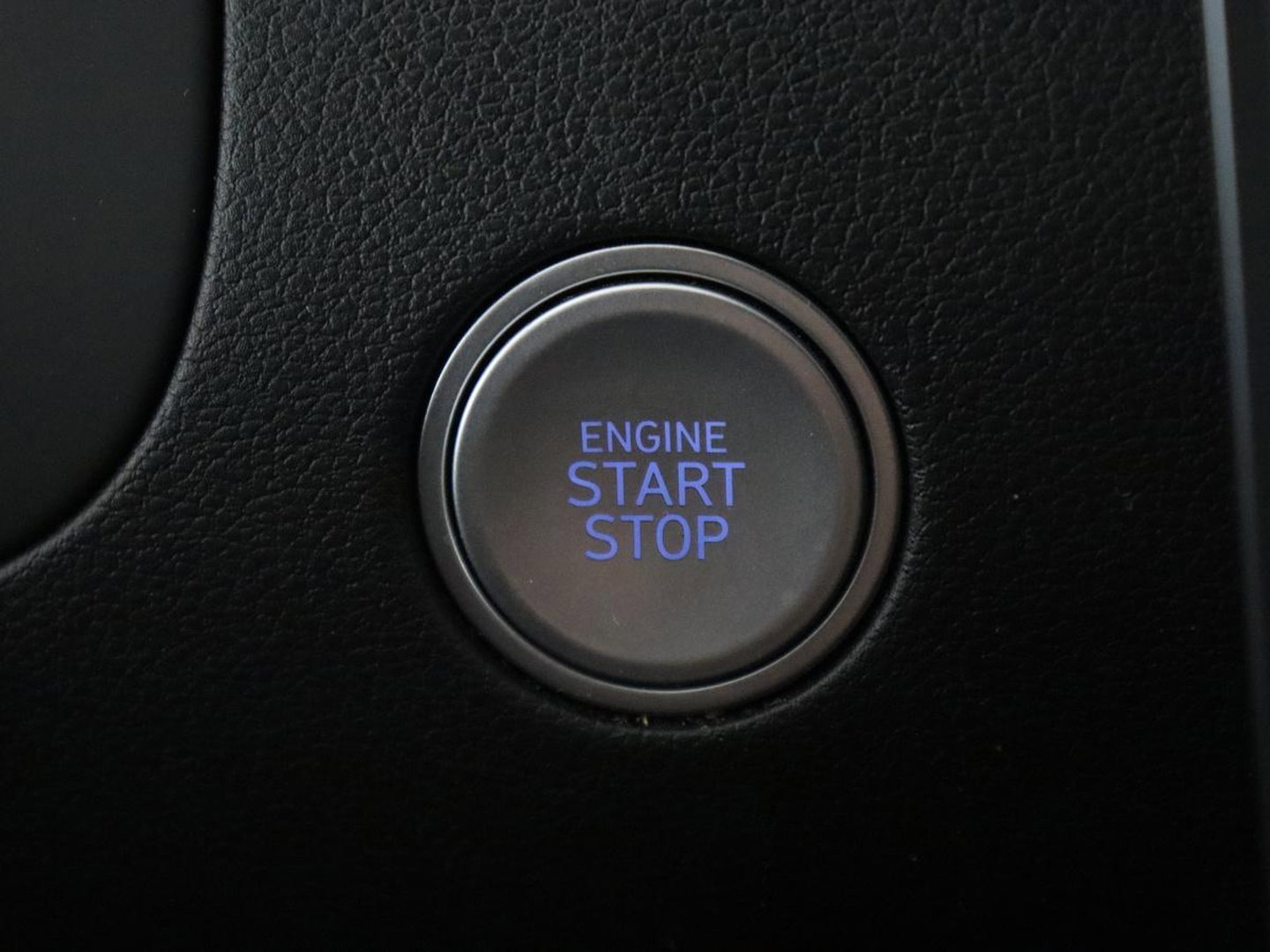 Hyundai Tucson 1.6 T-GDI HEV Premium | Leder | Stoelkoeling | Trekhaak | 360 camera | Adaptive cruise | Carplay | Krell Sound | Memory | Stuur/stoelverwarming |