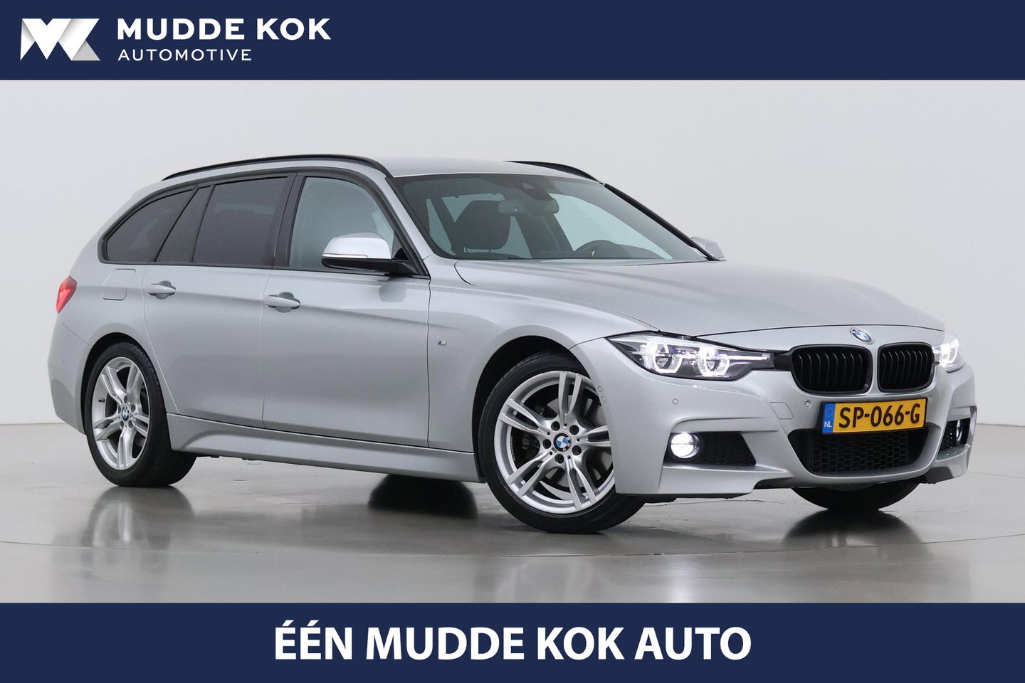 BMW 3 Serie Touring 330i Sport Executive | M-Sport | 18 inch | Leder | Dodehoek detectie | Camera