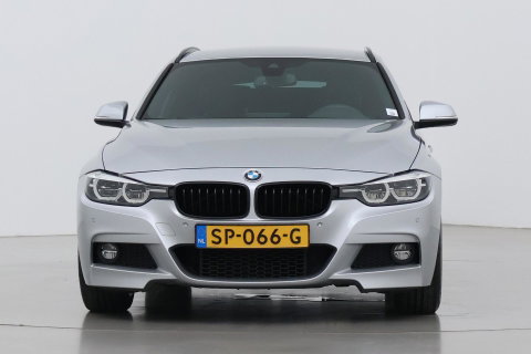 BMW 3 Serie Touring 330i Sport Executive | M-Sport | 18 inch | Leder | Dodehoek detectie | Camera