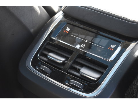 Volvo V60 Cross Country 2.0 B5 AWD Pro 265 pk Lounge Pack | NL-Auto | HUD | Elekt.trekhaak | Stoelverkoeling | Harman/Kardon | 360 gr.camera | Pano | Vol