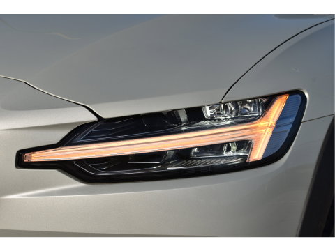 Volvo V60 Cross Country 2.0 B5 AWD Pro 265 pk Lounge Pack | NL-Auto | HUD | Elekt.trekhaak | Stoelverkoeling | Harman/Kardon | 360 gr.camera | Pano | Vol