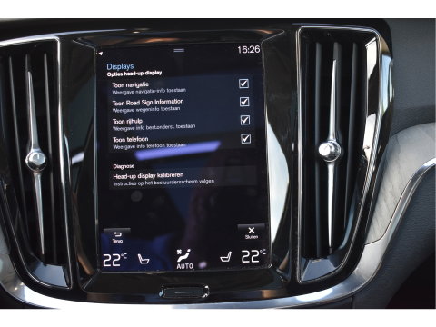 Volvo V60 Cross Country 2.0 B5 AWD Pro 265 pk Lounge Pack | NL-Auto | HUD | Elekt.trekhaak | Stoelverkoeling | Harman/Kardon | 360 gr.camera | Pano | Vol