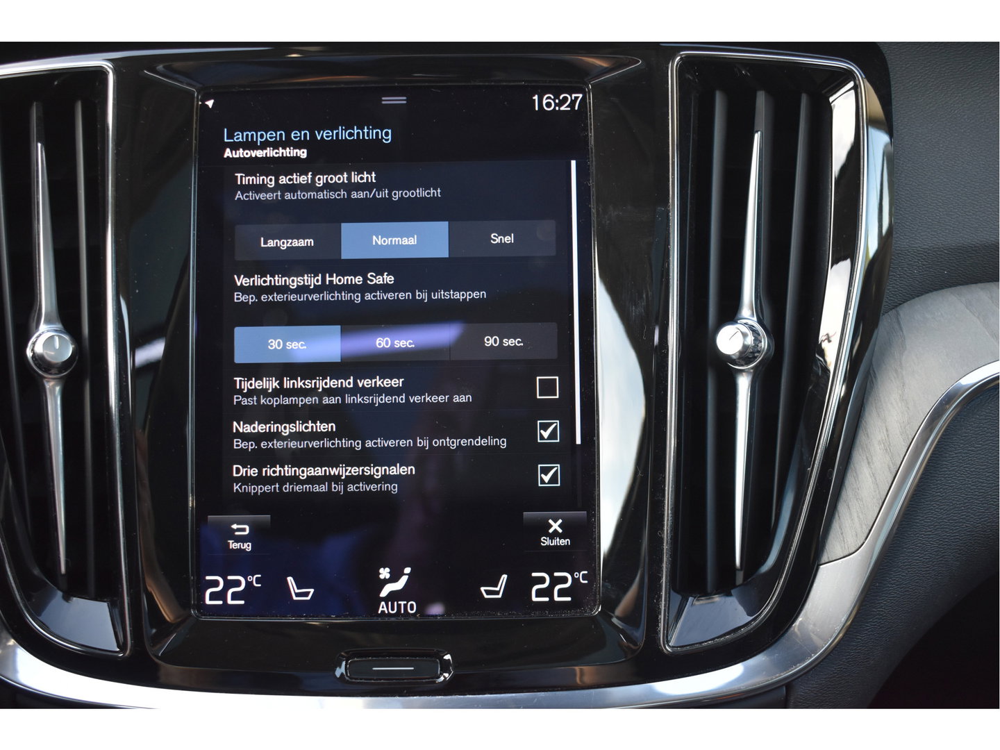Volvo V60 Cross Country 2.0 B5 AWD Pro 265 pk Lounge Pack | NL-Auto | HUD | Elekt.trekhaak | Stoelverkoeling | Harman/Kardon | 360 gr.camera | Pano | Vol
