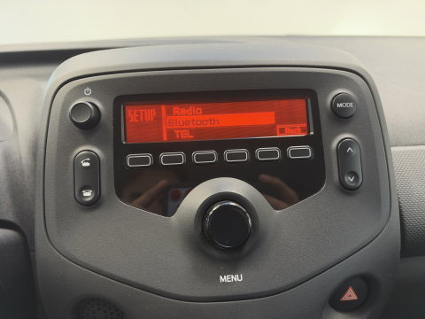 Toyota Aygo 1.0 VVT-i x-fun Airco Bluetooth NAP!