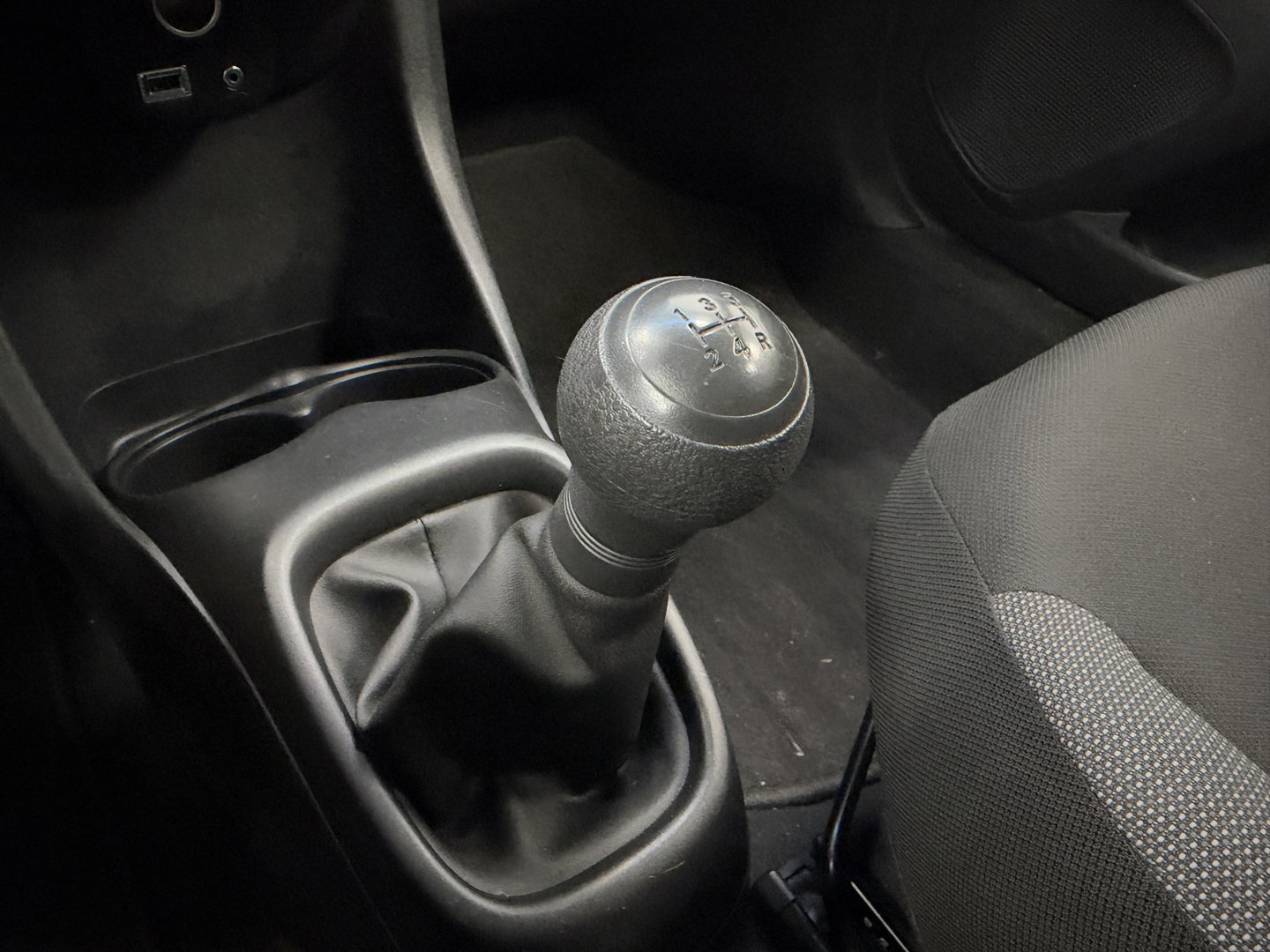Toyota Aygo 1.0 VVT-i x-fun Airco Bluetooth NAP!