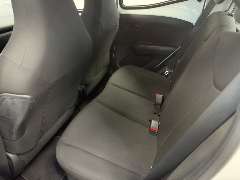 Toyota Aygo 1.0 VVT-i x-fun Airco Bluetooth NAP!