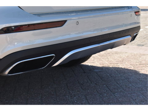 Volvo V60 Cross Country 2.0 B5 AWD Pro 265 pk Lounge Pack | NL-Auto | HUD | Elekt.trekhaak | Stoelverkoeling | Harman/Kardon | 360 gr.camera | Pano | Vol