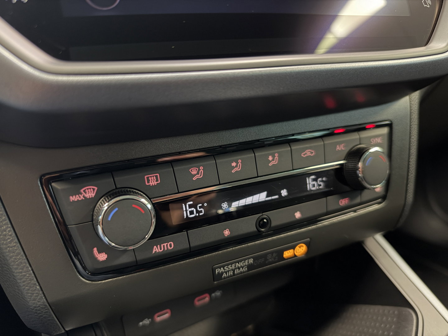 SEAT Arona 1.0 TSI Style Business Intense Plus Cruise/Climate Automaat Trekhaak NAP!