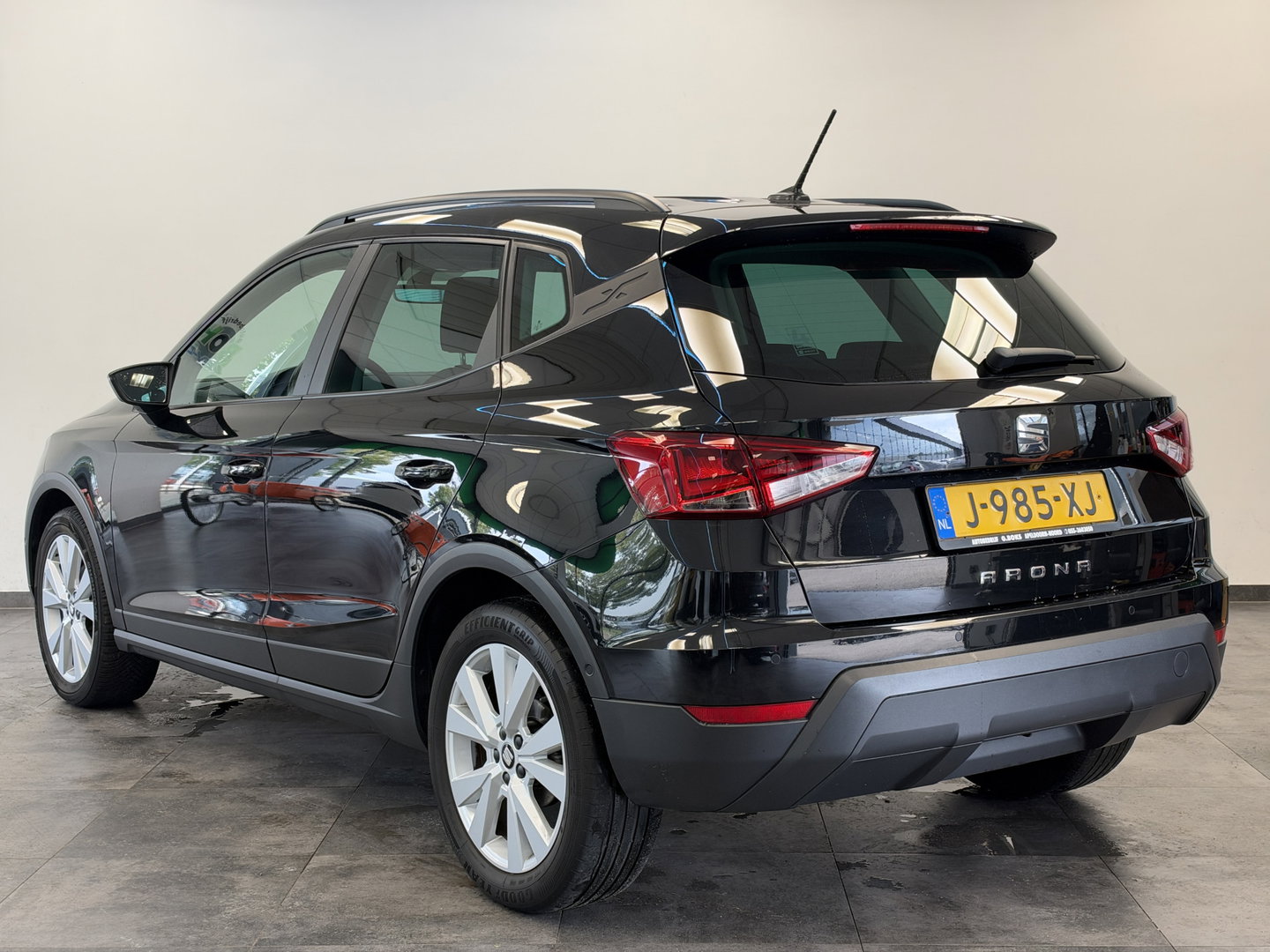 SEAT Arona 1.0 TSI Style Business Intense Plus Cruise/Climate Automaat Trekhaak NAP!