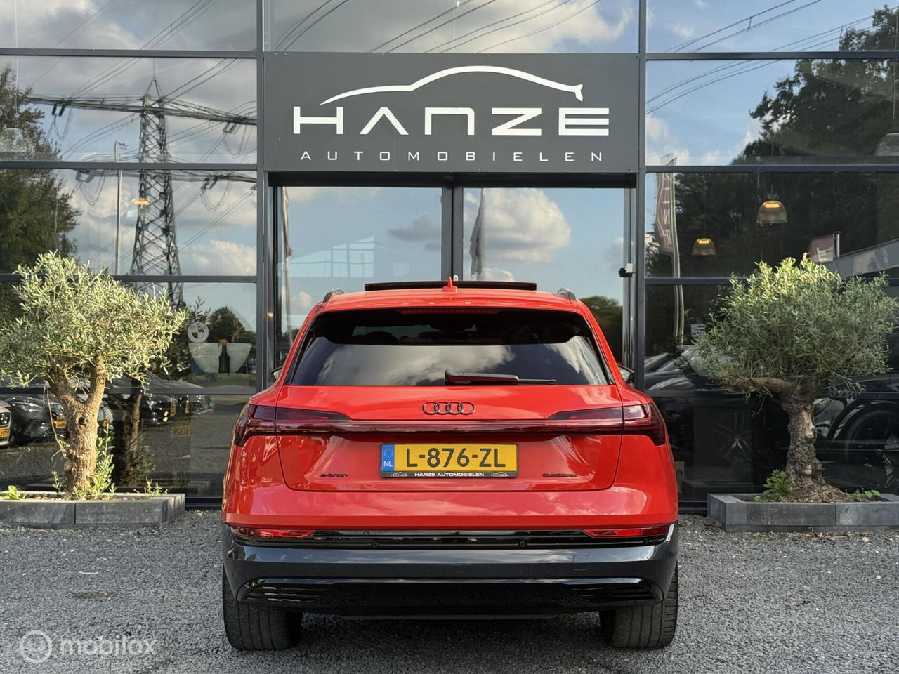 Audi e-tron