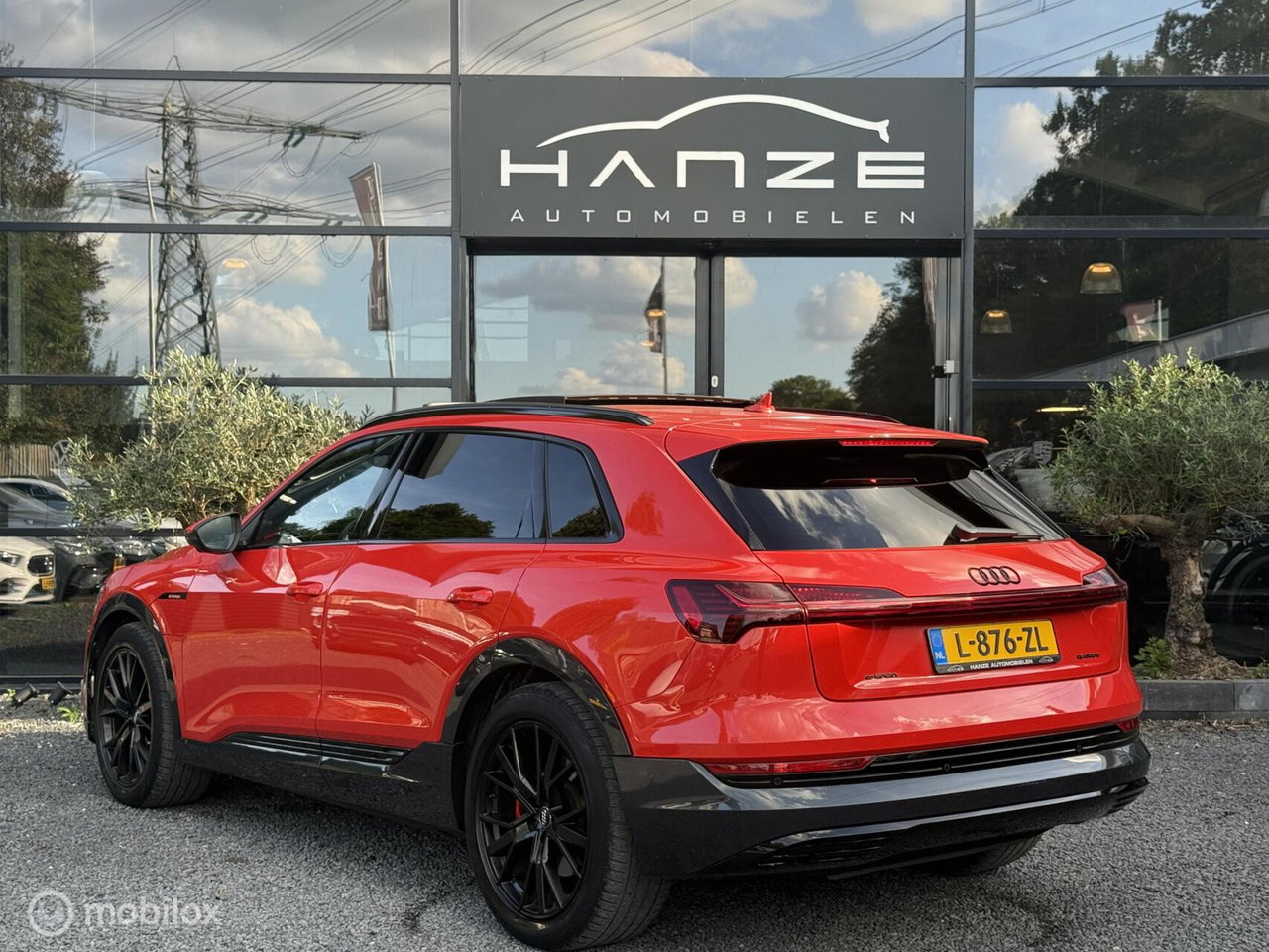 Audi e-tron