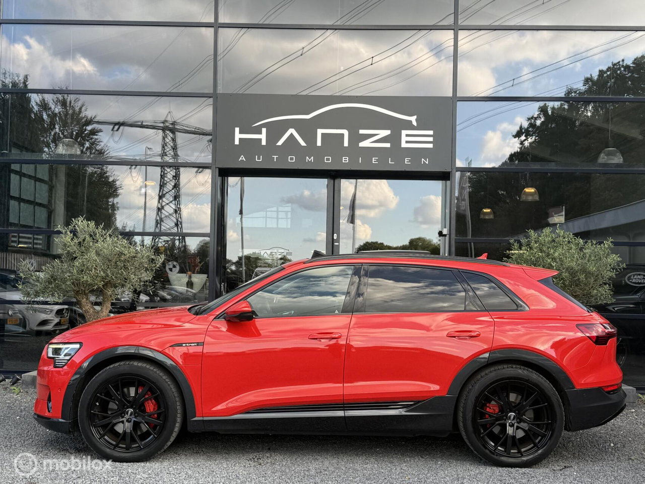 Audi e-tron