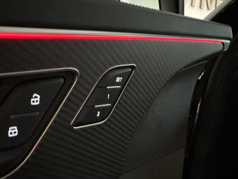 Audi Q7 4.0 TFSI SQ7 quattro 7p Pano|4-Wielsturing|Softclose|Massage