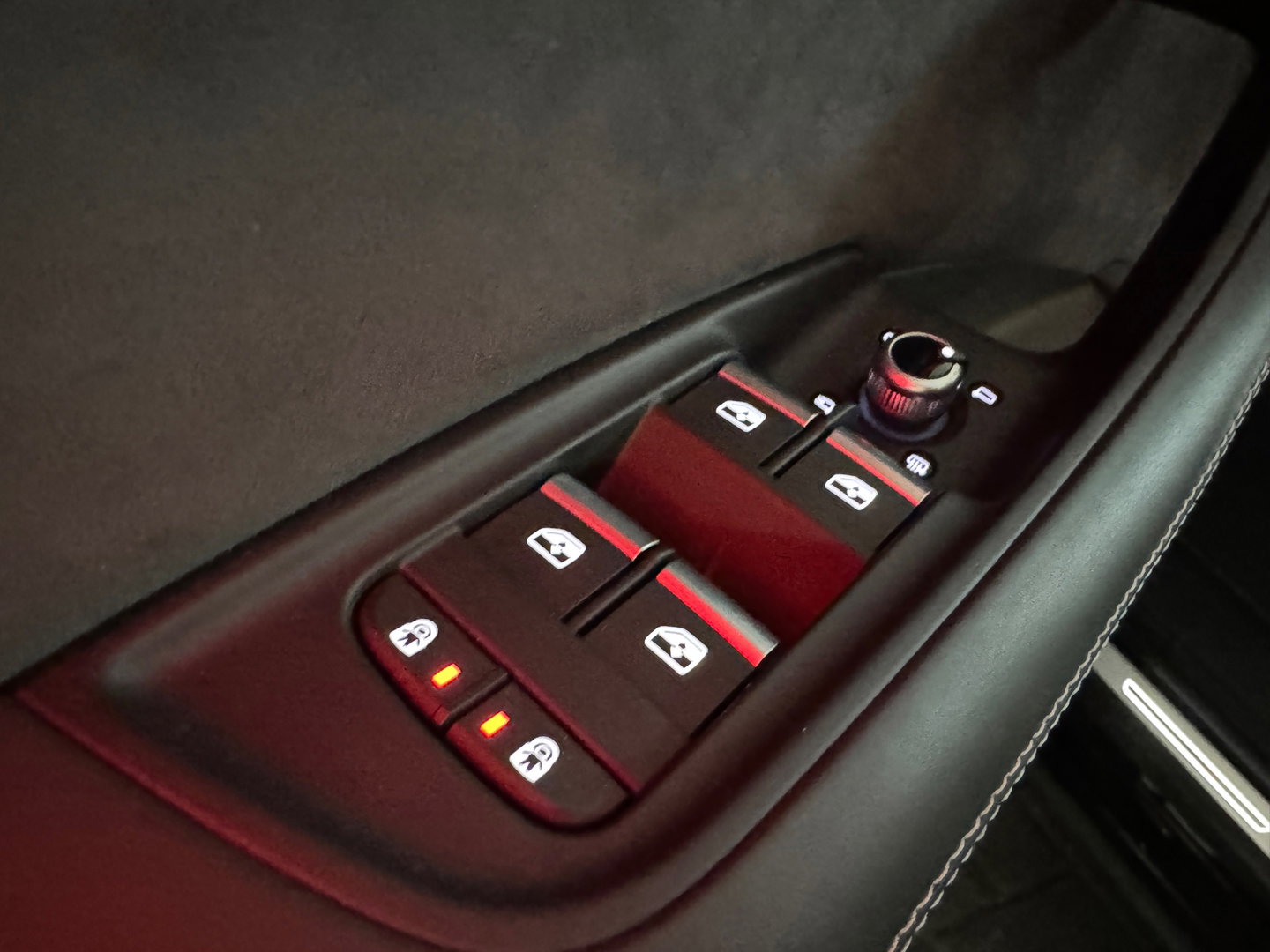 Audi Q7 4.0 TFSI SQ7 quattro 7p Pano|4-Wielsturing|Softclose|Massage