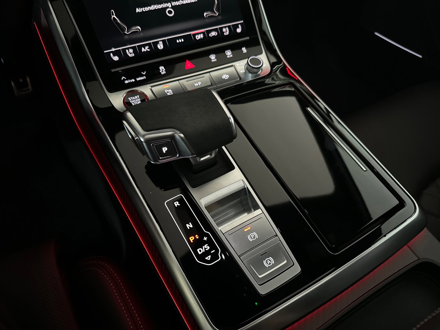 Audi Q7 4.0 TFSI SQ7 quattro 7p Pano|4-Wielsturing|Softclose|Massage