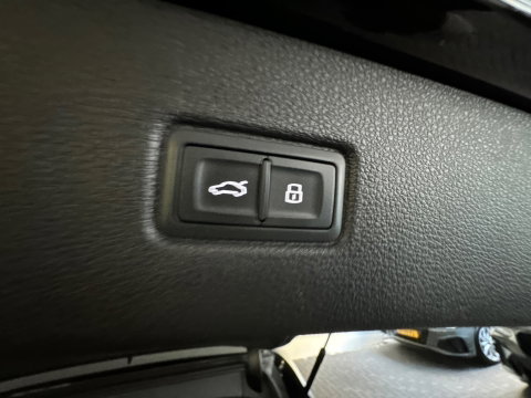 Audi Q7 4.0 TFSI SQ7 quattro 7p Pano|4-Wielsturing|Softclose|Massage