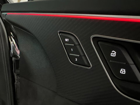Audi Q7 4.0 TFSI SQ7 quattro 7p Pano|4-Wielsturing|Softclose|Massage
