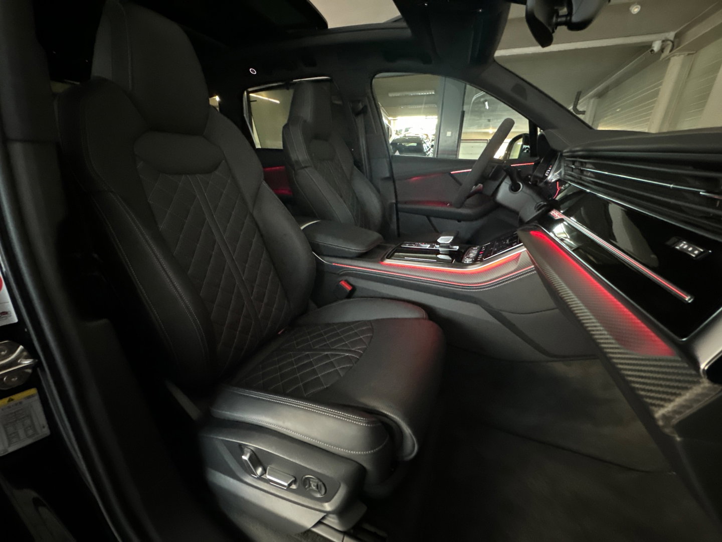 Audi Q7 4.0 TFSI SQ7 quattro 7p Pano|4-Wielsturing|Softclose|Massage