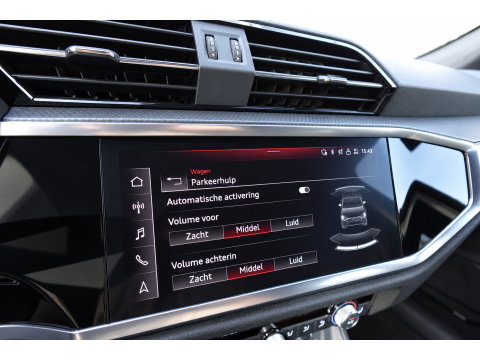 Audi Q3 Sportback 45 TFSI e S Edition PANO KEYLESS CAM