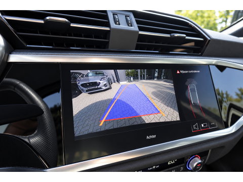 Audi Q3 Sportback 45 TFSI e S Edition PANO KEYLESS CAM