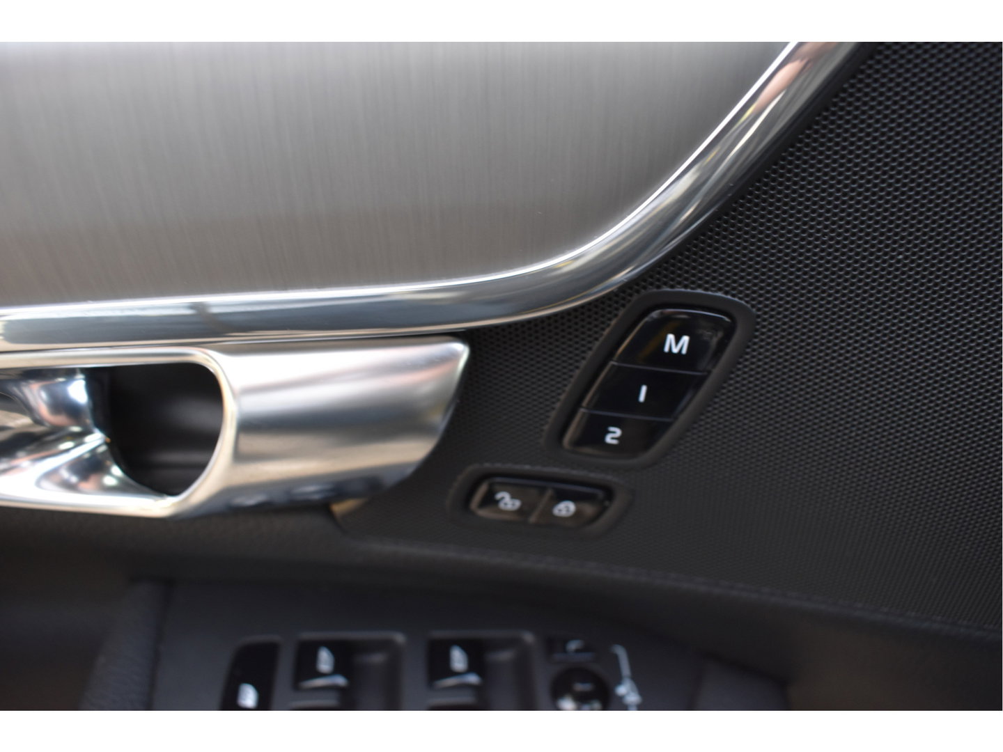 Volvo V90 2.0 T4 Momentum ,ORGINEEL NEDERLANDSE AUTO , BOEKJES,NAP EN ONDERHOUDSHISTORIE