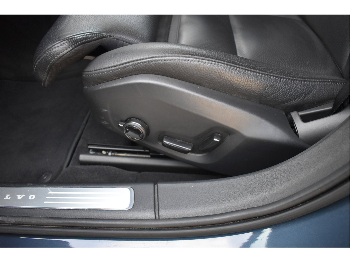 Volvo V90 2.0 T4 Momentum ,ORGINEEL NEDERLANDSE AUTO , BOEKJES,NAP EN ONDERHOUDSHISTORIE