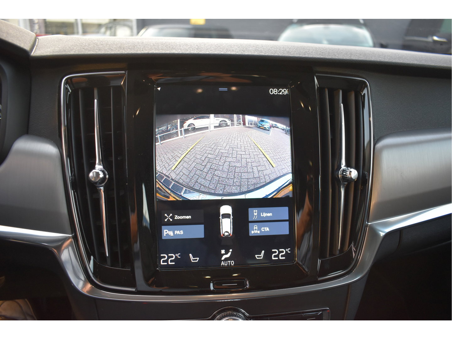Volvo V90 2.0 T4 Momentum ,ORGINEEL NEDERLANDSE AUTO , BOEKJES,NAP EN ONDERHOUDSHISTORIE