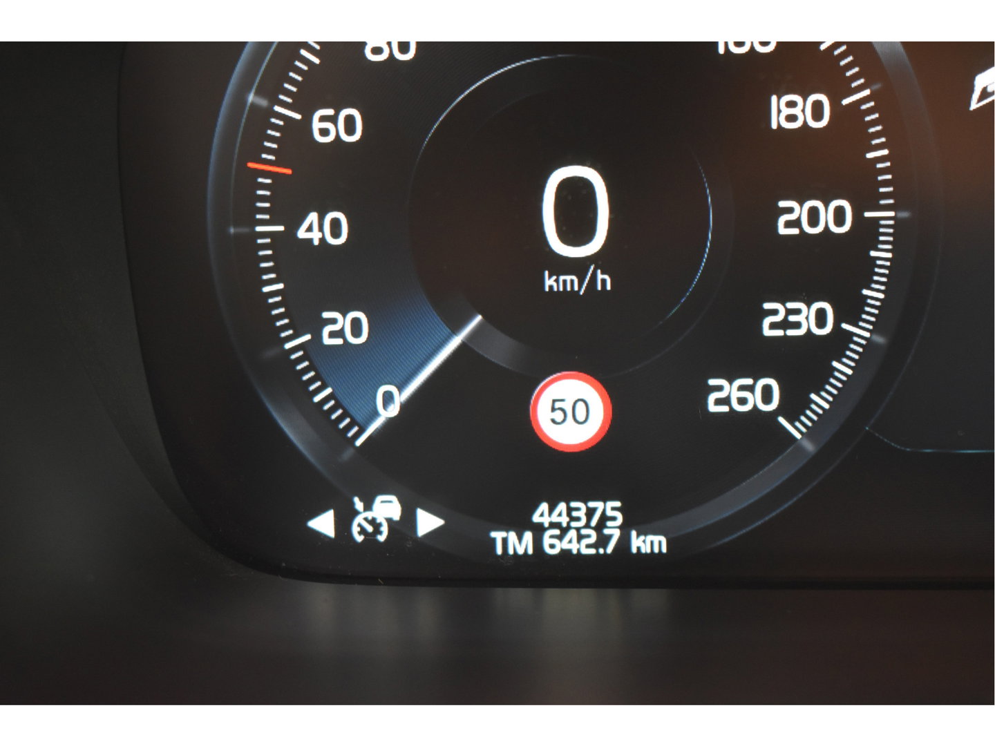 Volvo V90 2.0 T4 Momentum ,ORGINEEL NEDERLANDSE AUTO , BOEKJES,NAP EN ONDERHOUDSHISTORIE