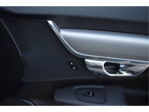 Volvo V90 2.0 T4 Momentum ,ORGINEEL NEDERLANDSE AUTO , BOEKJES,NAP EN ONDERHOUDSHISTORIE