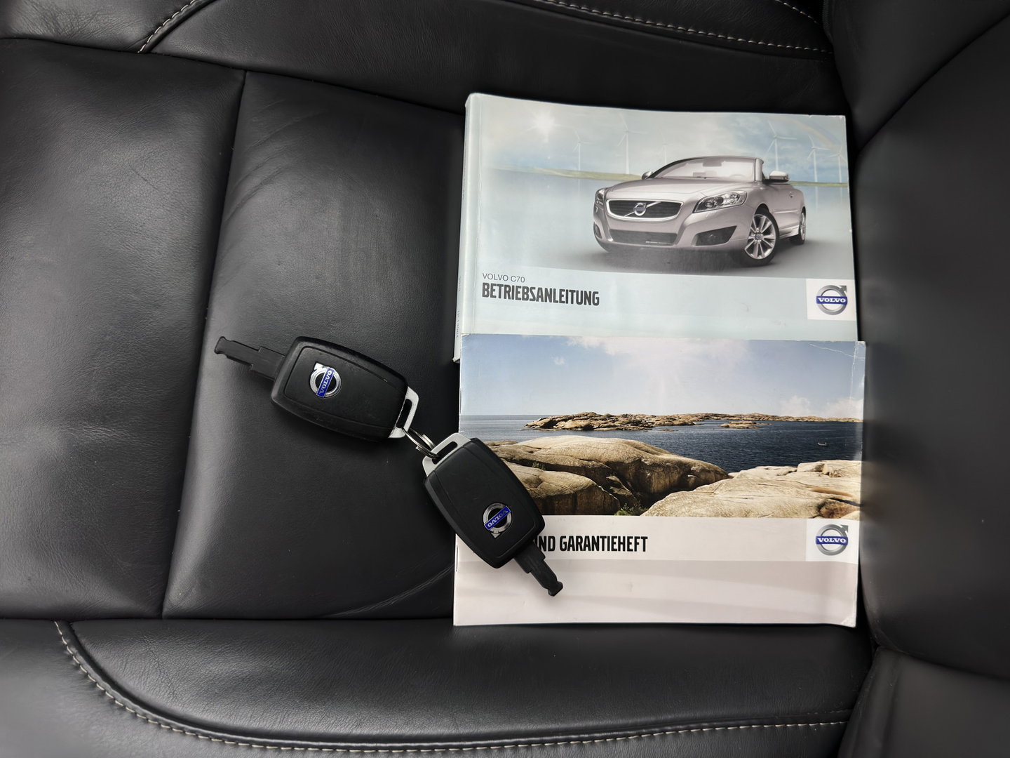 Volvo C70 Convertible 2.0 D4 Summum *LEATHER | BI-XENON | MEMORY-PACK | NAVI-FULLMAP | HEATED-COMFORTSEATS | ECC | PDC | CRUISE | 17''ALU*