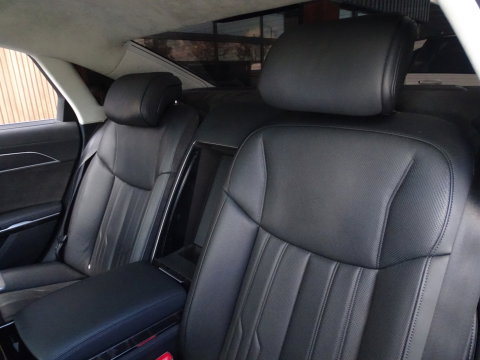 Audi A8 60 TFSie Lang 449PK S-line / B&O / TV's / alcanatara / softclose / massage / 360°