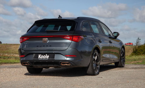CUPRA Leon 1.4i Plug-In Hybrid SPORTSTOURER / CARPLAY / CAMERA / KUIP STOELEN / PERFECT ONDERHOUDEN