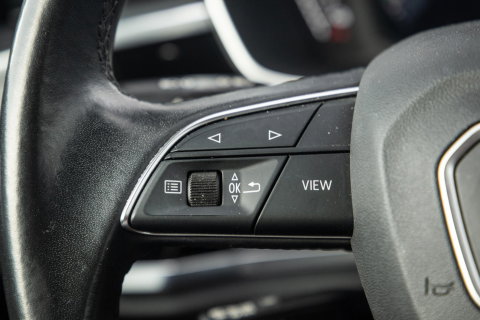 Audi Q3 45 TFSI e edition VIRTUAL COCKPIT / CRUISE CONTROLE / AIRCO / BRUIN LEER / PHEV