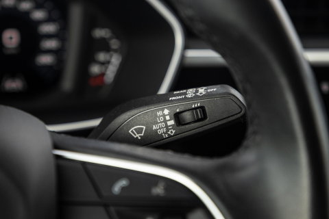 Audi Q3 45 TFSI e edition VIRTUAL COCKPIT / CRUISE CONTROLE / AIRCO / BRUIN LEER / PHEV