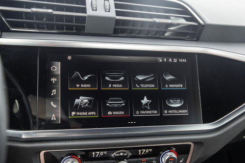Audi Q3 45 TFSI e edition VIRTUAL COCKPIT / CRUISE CONTROLE / AIRCO / BRUIN LEER / PHEV