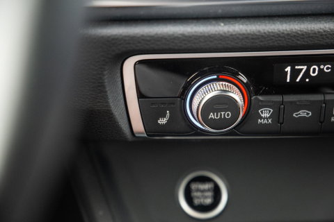 Audi Q3 45 TFSI e edition VIRTUAL COCKPIT / CRUISE CONTROLE / AIRCO / BRUIN LEER / PHEV