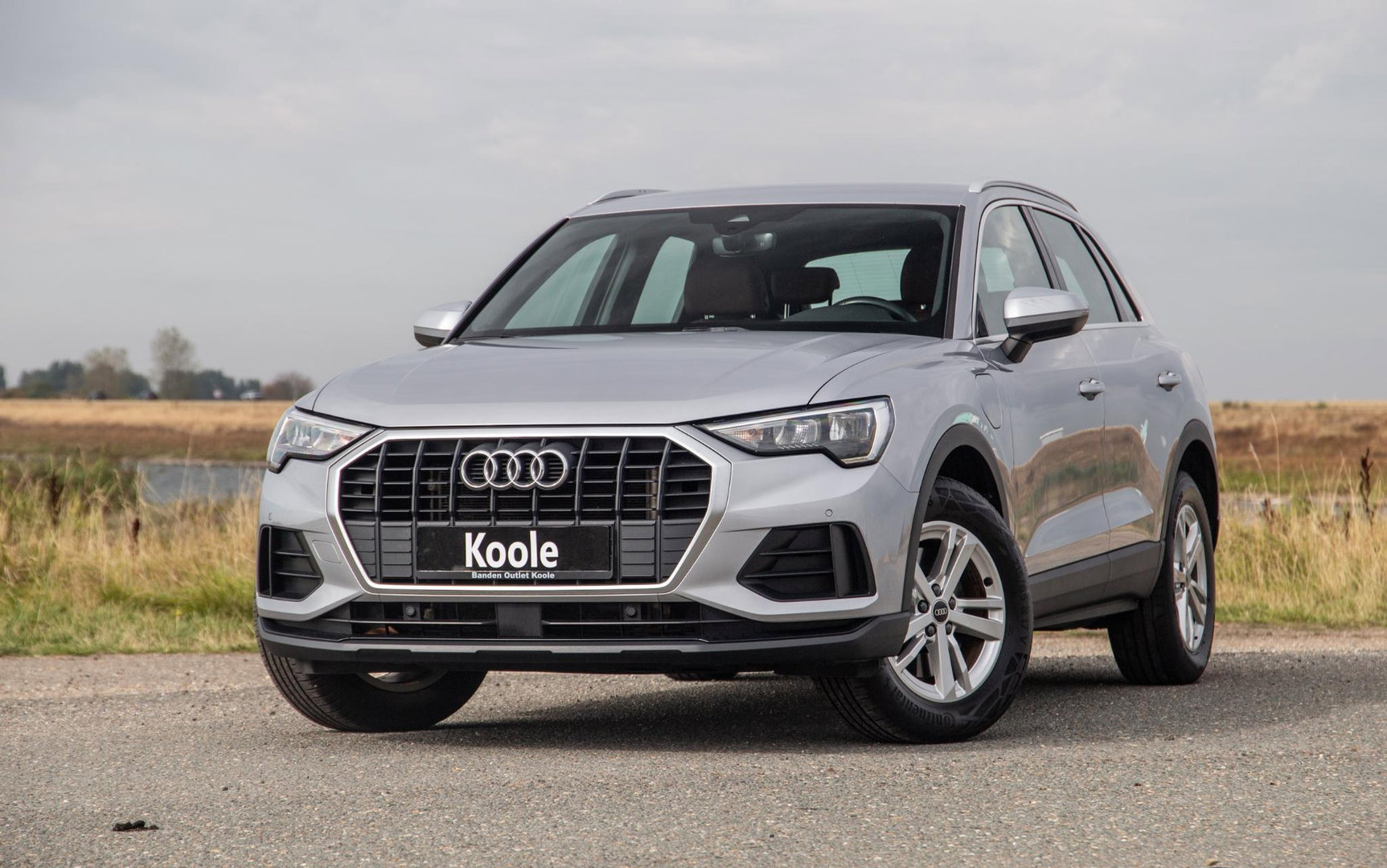 Audi Q3 45 TFSI e edition VIRTUAL COCKPIT / CRUISE CONTROLE / AIRCO / BRUIN LEER / PHEV