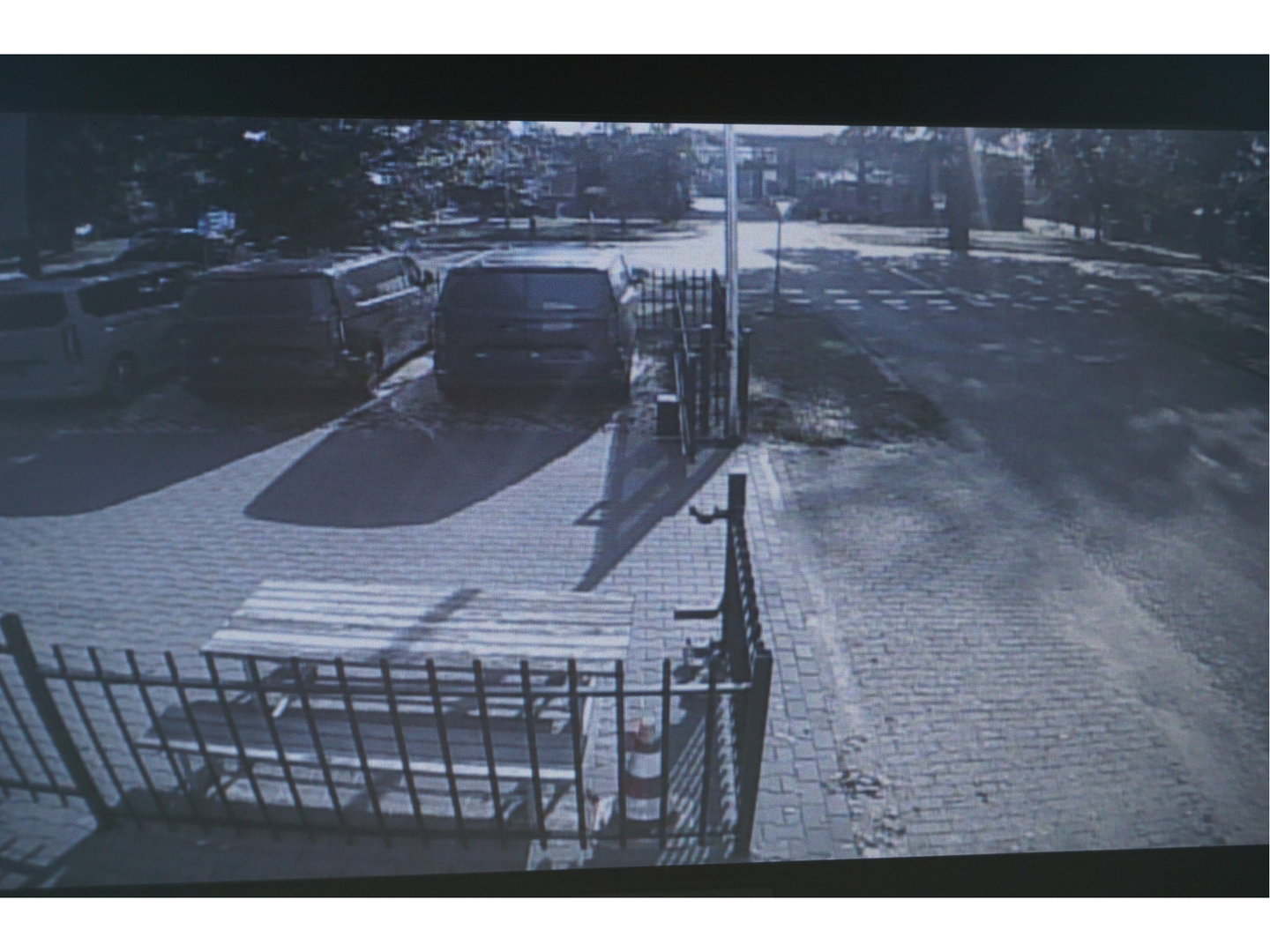 Ford Transit 350L 130PK L4 Bakwagen Automaat Navi, Camera, Luchtvering, Laadklep!! NR. G01*