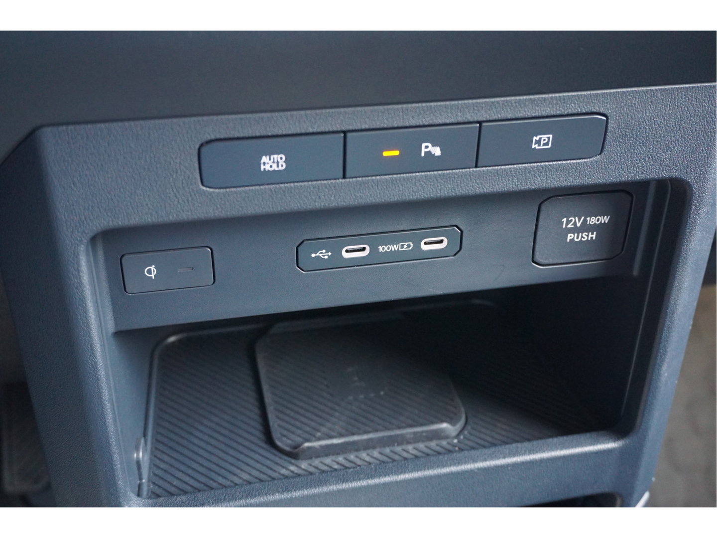 Kia PV5 L2H1 Elite Cargo Executive 71.2 kWh Navi, 360° Cam, Stoel Verwarming / Ventilatie, 2x Schuifdeur!! NR. K01