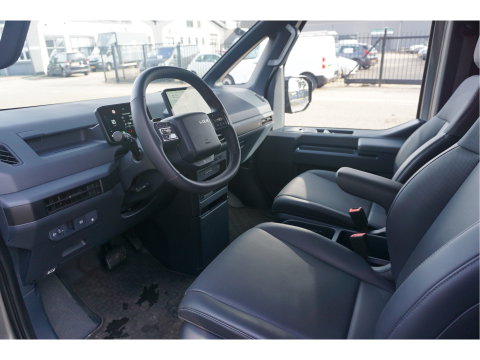 Kia PV5 L2H1 Elite Cargo Executive 71.2 kWh Navi, 360° Cam, Stoel Verwarming / Ventilatie, 2x Schuifdeur!! NR. K01