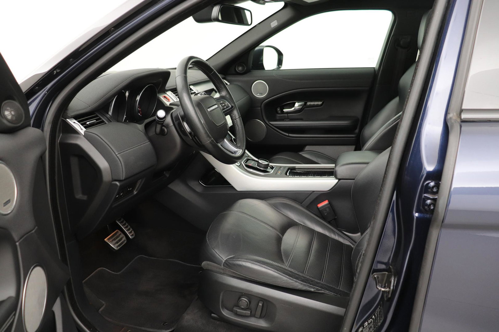 Land Rover Range Rover Evoque Si4 Autobiography | Groot Scherm | Panoramadak | Black Pack | Head-Up | Memory | Stoel+Stuurverwarming | 20 Inch