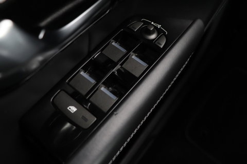 Land Rover Range Rover Evoque Si4 Autobiography | Groot Scherm | Panoramadak | Black Pack | Head-Up | Memory | Stoel+Stuurverwarming | 20 Inch
