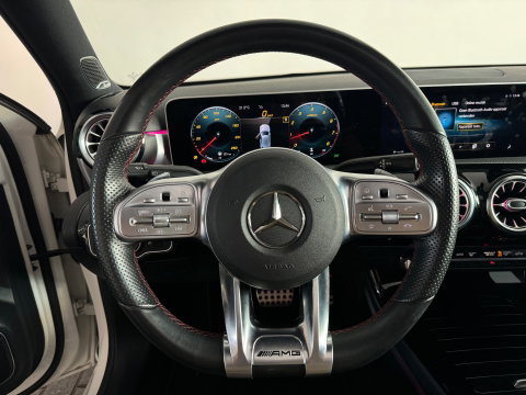 Mercedes-Benz A-Klasse 220 AMG Pano|Burmester|Cruise Control|Sfeer|Lane Assist