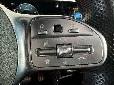 Mercedes-Benz A-Klasse 220 AMG Pano|Burmester|Cruise Control|Sfeer|Lane Assist