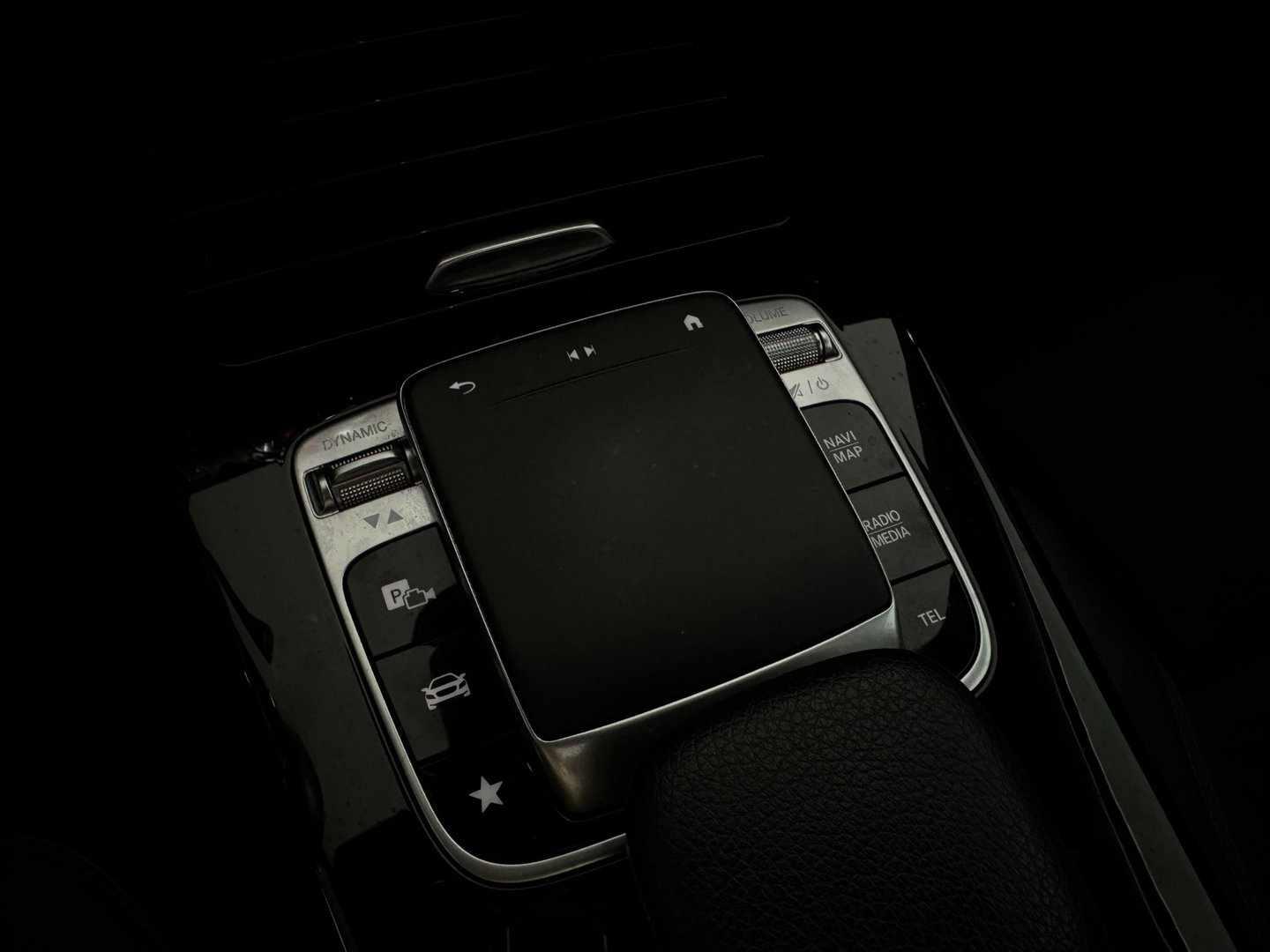 Mercedes-Benz A-Klasse 220 AMG Pano|Burmester|Cruise Control|Sfeer|Lane Assist