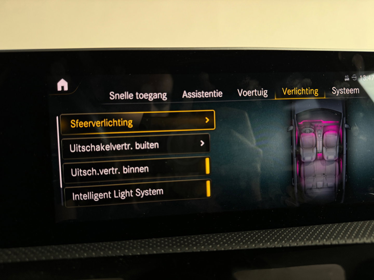Mercedes-Benz A-Klasse 220 AMG Pano|Burmester|Cruise Control|Sfeer|Lane Assist