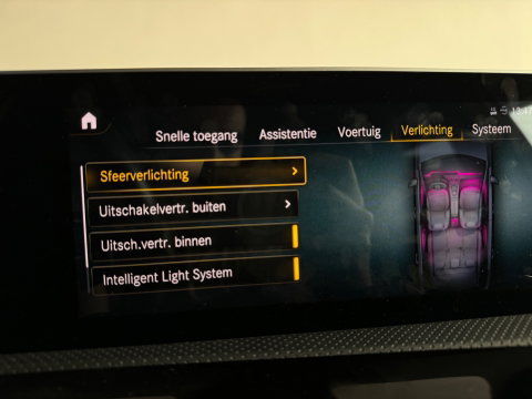 Mercedes-Benz A-Klasse 220 AMG Pano|Burmester|Cruise Control|Sfeer|Lane Assist
