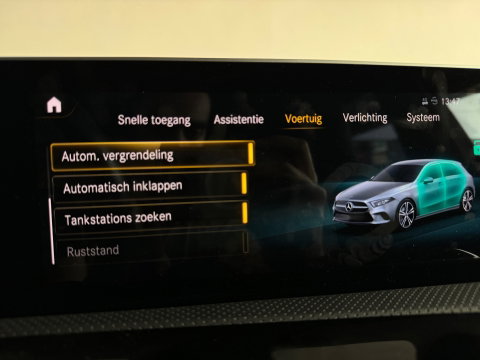 Mercedes-Benz A-Klasse 220 AMG Pano|Burmester|Cruise Control|Sfeer|Lane Assist